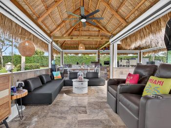 161 N Cortez Dr