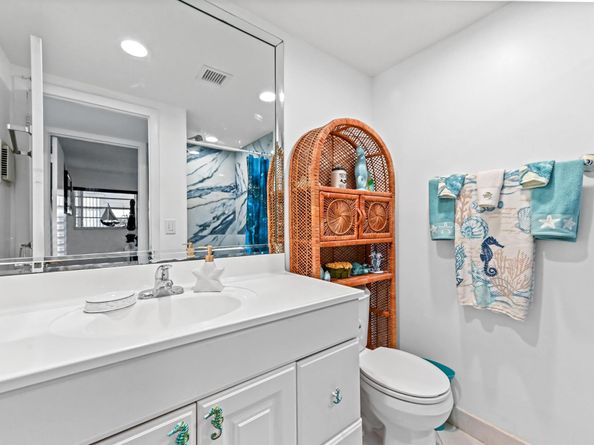 98 Flanders C, Delray Beach FL 33484