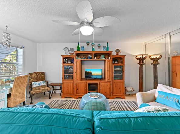 98 Flanders C, Delray Beach FL 33484