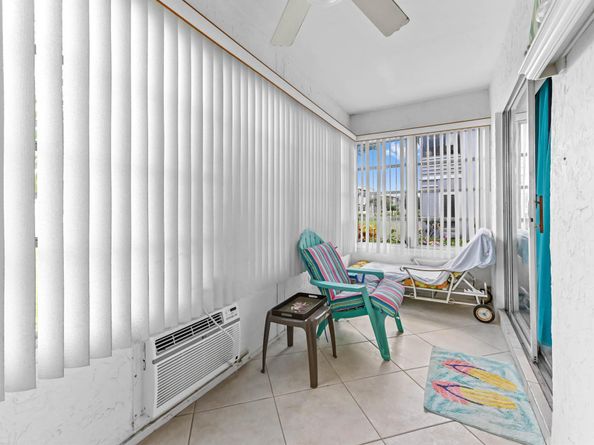 98 Flanders C, Delray Beach FL 33484