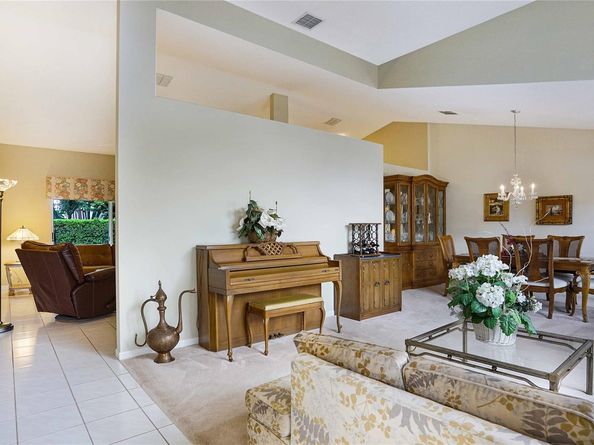 3099 Perriwinkle Cir, Davie FL 33328