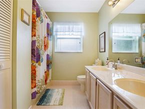 3099 Perriwinkle Cir, Davie FL 33328