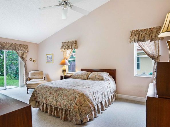 3099 Perriwinkle Cir, Davie FL 33328