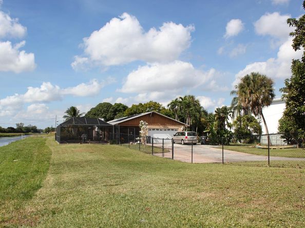 4981 Serafica Drive, Lake Worth FL 33461