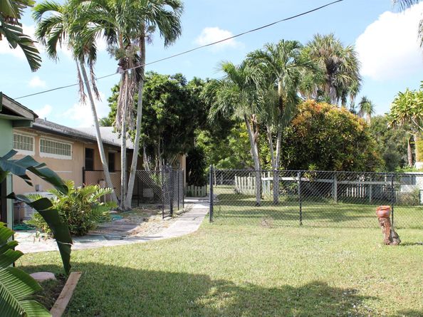 4981 Serafica Drive, Lake Worth FL 33461