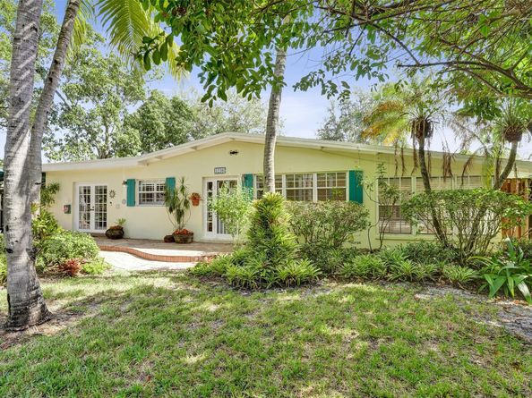 1240 SE 12th Way, Fort Lauderdale FL 33316