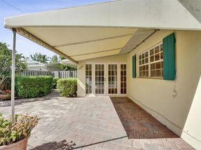 1240 SE 12th Way, Fort Lauderdale FL 33316