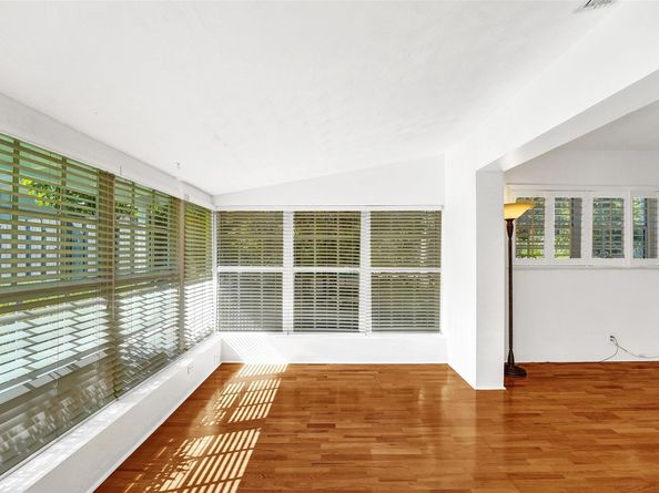 1240 SE 12th Way, Fort Lauderdale FL 33316