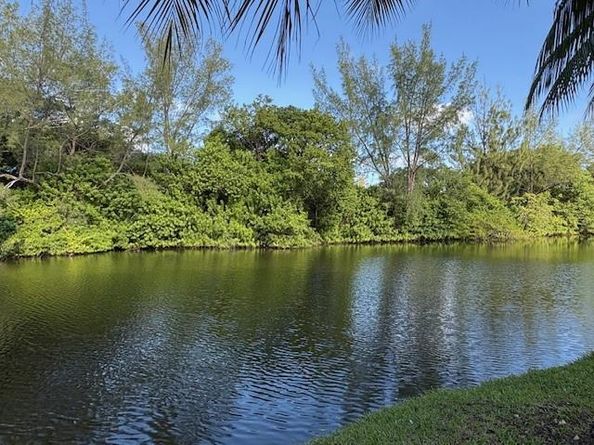 1240 SE 12th Way, Fort Lauderdale FL 33316