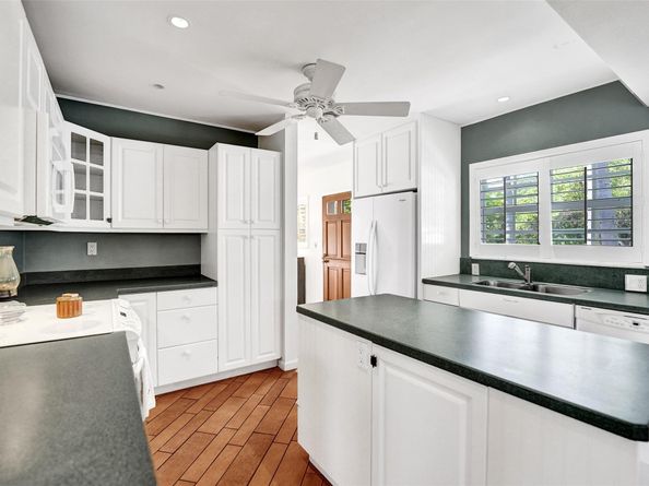 1240 SE 12th Way, Fort Lauderdale FL 33316