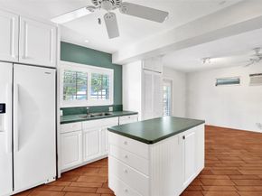 1240 SE 12th Way, Fort Lauderdale FL 33316