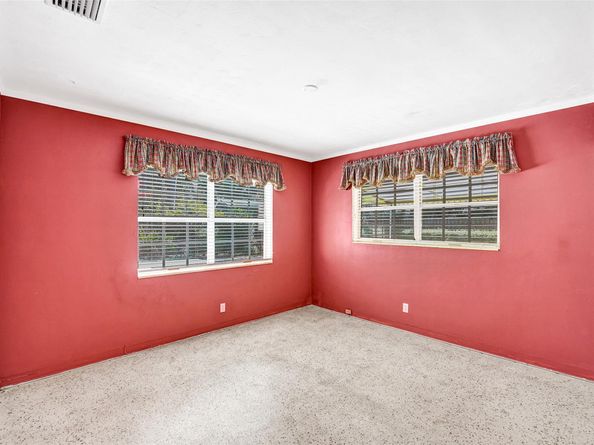 1240 SE 12th Way, Fort Lauderdale FL 33316