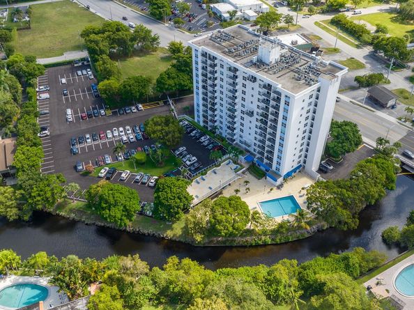 1800 N Andrews Ave 11D, Fort Lauderdale FL 33311