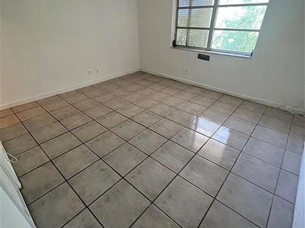 3930 Crystal Lake Dr 308, Deerfield Beach FL 33064