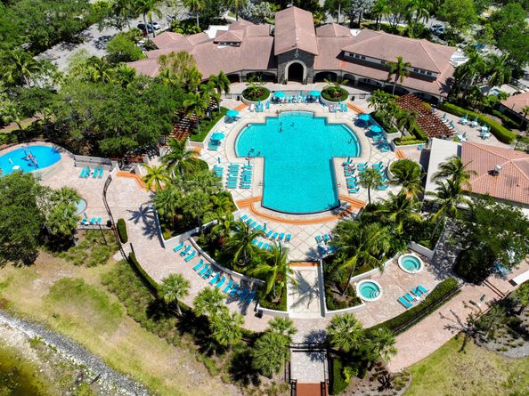 1727 Nature Court, Palm Beach Gardens FL 33410