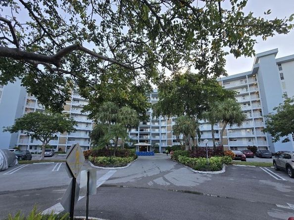 2940 N Course Dr 112, Pompano Beach FL 33069