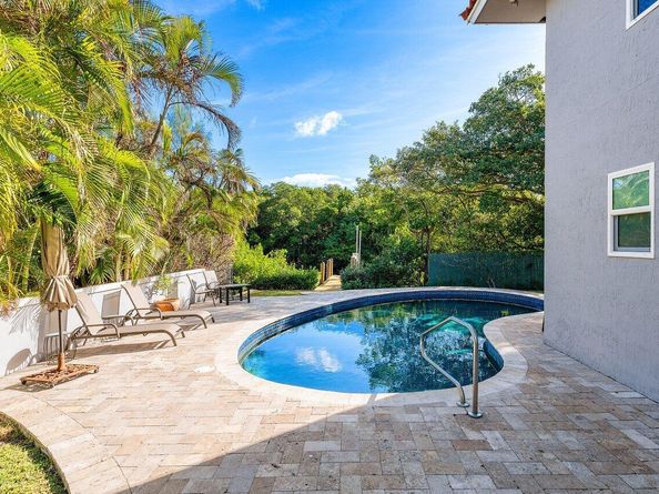 359 E Ocean Avenue, Lantana FL 33462