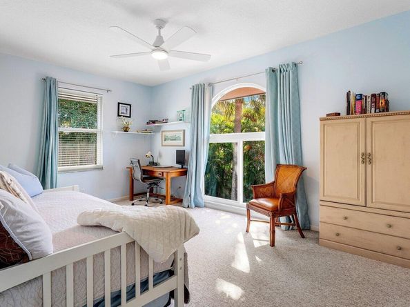 359 E Ocean Avenue, Lantana FL 33462