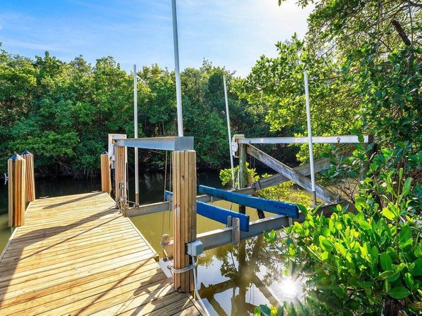 359 E Ocean Avenue, Lantana FL 33462