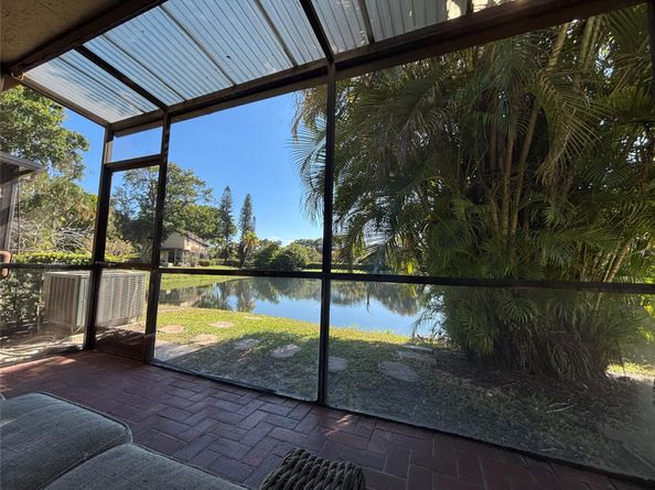 1327 Hampton Blvd 1327, North Lauderdale FL 33068