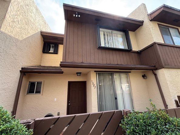 1327 Hampton Blvd 1327, North Lauderdale FL 33068