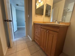 1327 Hampton Blvd 1327, North Lauderdale FL 33068