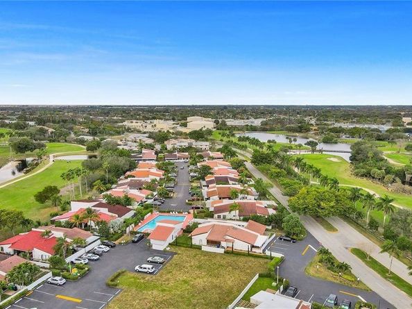 3635 NW 82nd Ave 115, Sunrise FL 33351