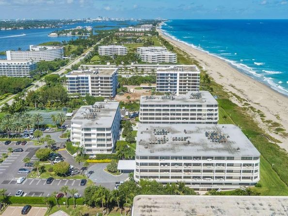 2600 S Ocean Blvd 306S, Palm Beach FL 33480