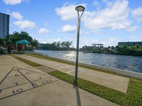 1609 N Riverside Dr 304, Pompano Beach FL 33062