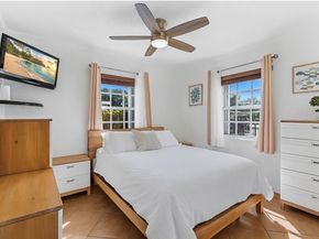 31 Miami Gardens Rd, West Park FL 33023