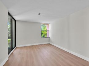 8411 Forest Hills Dr 206, Coral Springs FL 33065