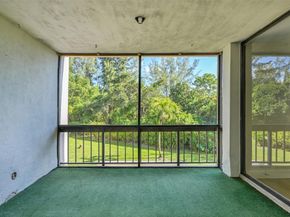 8411 Forest Hills Dr 206, Coral Springs FL 33065