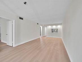 8411 Forest Hills Dr 206, Coral Springs FL 33065