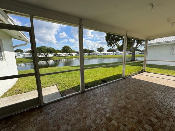 1430 NW 85th Ter, Plantation FL 33322