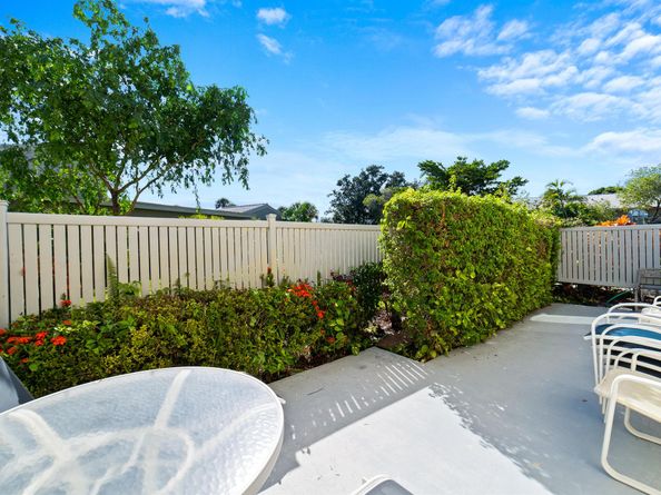 5 Eastgate Drive C, Boynton Beach FL 33436