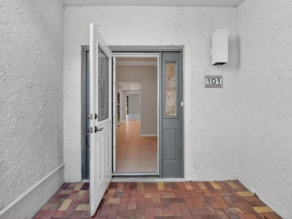 900 Greensward Lane 101G, Delray Beach FL 33445