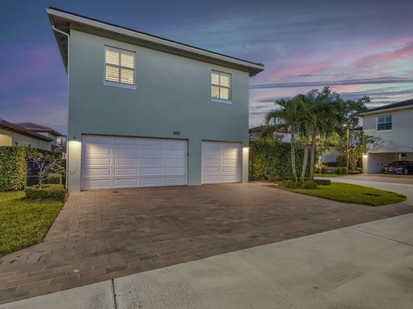 13335 Machiavelli Way, Palm Beach Gardens FL 33418