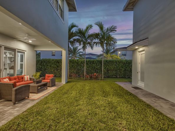 13335 Machiavelli Way, Palm Beach Gardens FL 33418