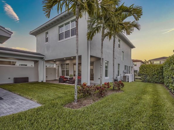 13335 Machiavelli Way, Palm Beach Gardens FL 33418