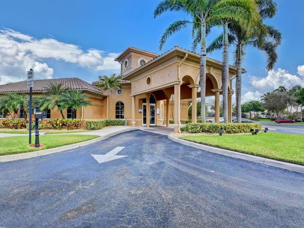 3386 Commodore Court, West Palm Beach FL 33411