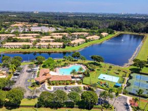 3386 Commodore Court, West Palm Beach FL 33411