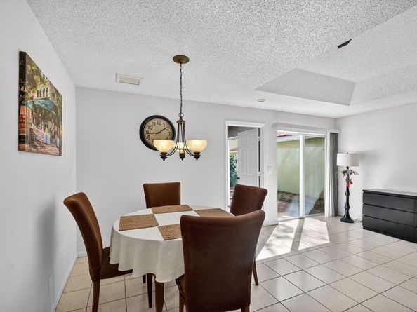 3386 Commodore Court, West Palm Beach FL 33411