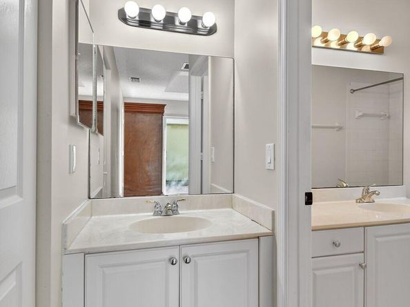 3386 Commodore Court, West Palm Beach FL 33411