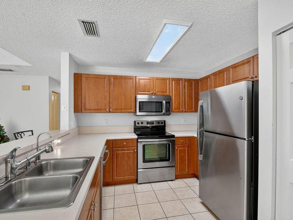 3386 Commodore Court, West Palm Beach FL 33411