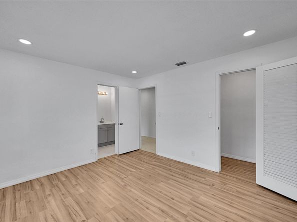 2851 W Golf Blvd, Pompano Beach FL 33064