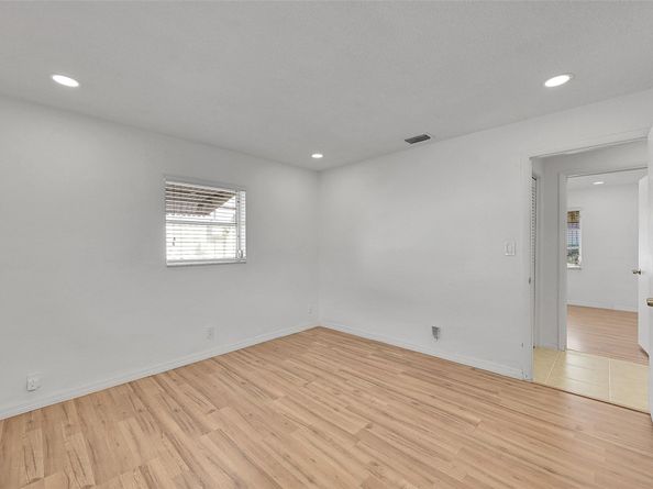 2851 W Golf Blvd, Pompano Beach FL 33064