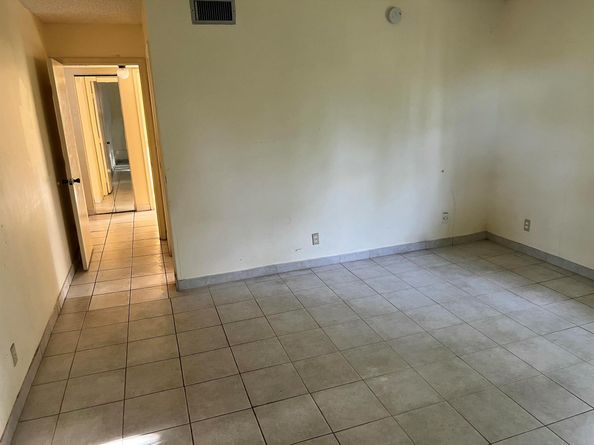 7591 NW 1st Street 401, Margate FL 33063