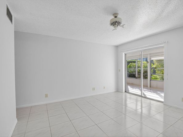 14797 Cumberland Drive 1020, Delray Beach FL 33446