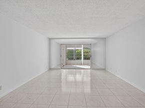 14797 Cumberland Drive 1020, Delray Beach FL 33446