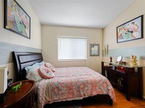 650 NW 78th Ter 201, Pembroke Pines FL 33024